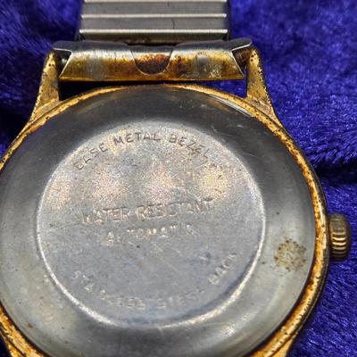 LOT 44J: Four Mechanical Watches