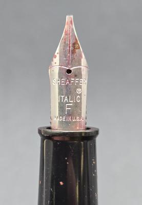 LOT 45J: Collection of Fountain Pens