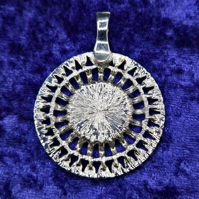 LOT 49J: Collection of All Sorts of Jewelry
