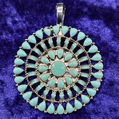 LOT 49J: Collection of All Sorts of Jewelry