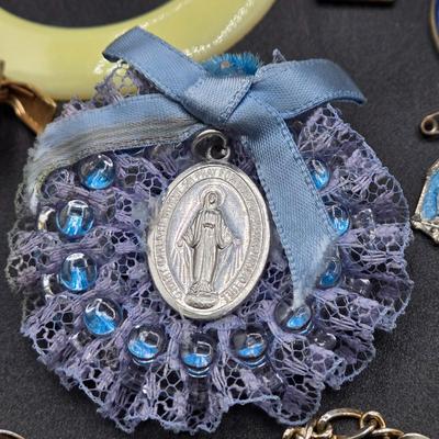 LOT 50J: Various Religious and Patriotic Pins and More