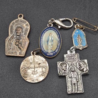 LOT 50J: Various Religious and Patriotic Pins and More