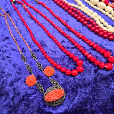LOT 58J: Antique Vintage Necklaces, Brooches, and More