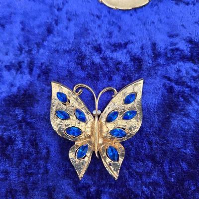 LOT 60J: Butterfly Pins, Earrings, and More