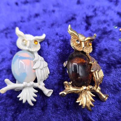 LOT 61J: Lizards and Turtles and Snakes, Oh My!! Various Animal Pins