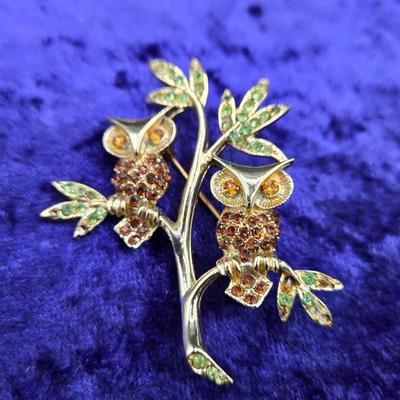 LOT 61J: Lizards and Turtles and Snakes, Oh My!! Various Animal Pins