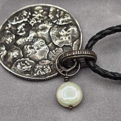 LOT 69J: 925 Silver Silpada 14 Inch Necklace with Round Hammered Pendant with Coin Pearl