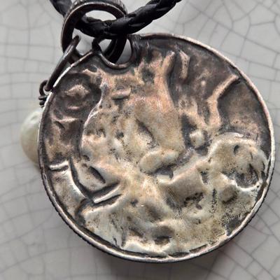 LOT 69J: 925 Silver Silpada 14 Inch Necklace with Round Hammered Pendant with Coin Pearl