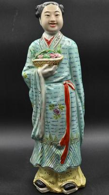 LOT 82: Republican Period Chinese Porcelain Figurine