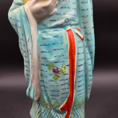 LOT 83: Vintage Republic Period Chinese Porcelain Figurine