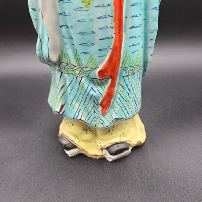 LOT 83: Vintage Republic Period Chinese Porcelain Figurine