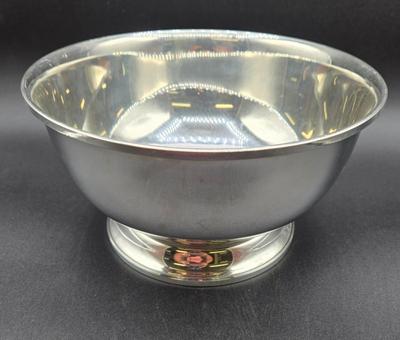 LOT 85: Woodbury Pewter Award Bowl