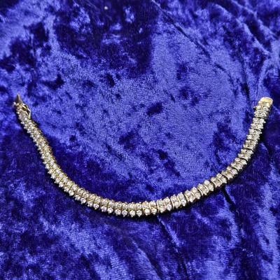 LOT 88J: 7 Inch Sterling Silver Tennis Bracelet wit CZ / 16.4 gtw