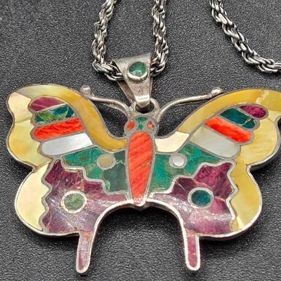 LOT 90J: 18.5 Inch Sterling Silver Inlaid Butterfly Necklace / 17.7 gtw