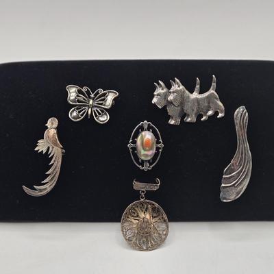 LOT 95J: Vintage Sterling Silver Brooches/ 27.3 gtw