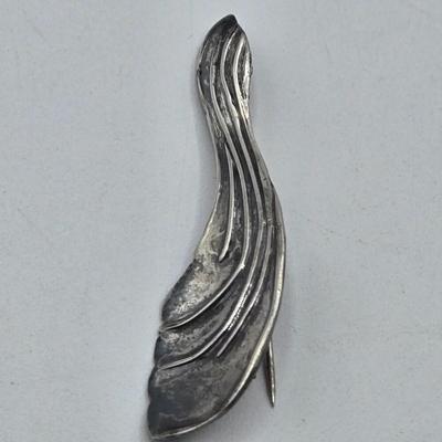 LOT 95J: Vintage Sterling Silver Brooches/ 27.3 gtw