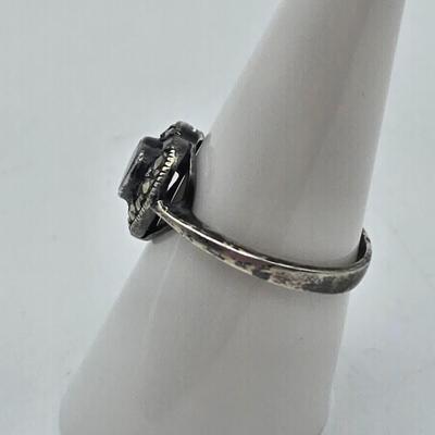 LOT 97J: Four Sterling Silver Rings and One Adjustable Toe Ring / 14.5 gtw