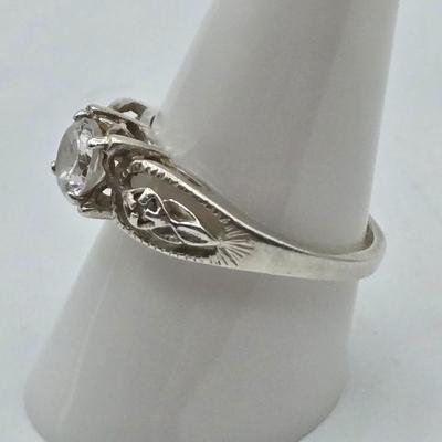 LOT 97J: Four Sterling Silver Rings and One Adjustable Toe Ring / 14.5 gtw