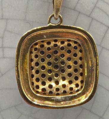 LOT 99J: 18 Inch Gold Vermeil Sterling Silver Chain and Two Pendants Including US Navy Heart Locket /11.8 gtw