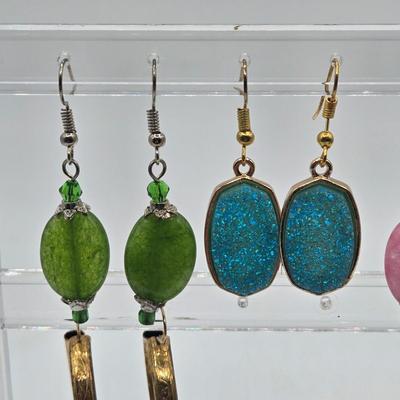 LOT 100J: Multiple Pairs of Pierced and Clip Earrings