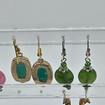 LOT 100J: Multiple Pairs of Pierced and Clip Earrings
