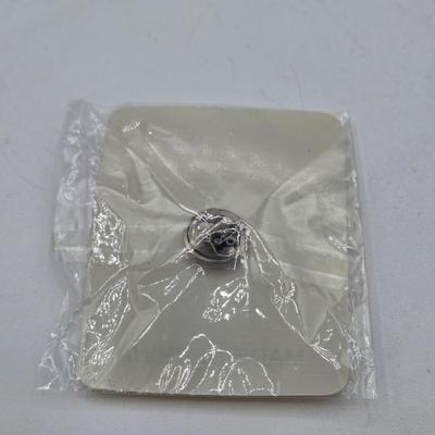 LOT 101J: Convertible Necklace and Multiple Pins