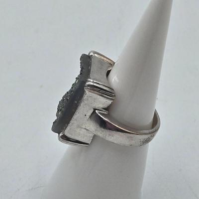 LOT 102J: Four Sterling silver Rings / 22.1 gtw