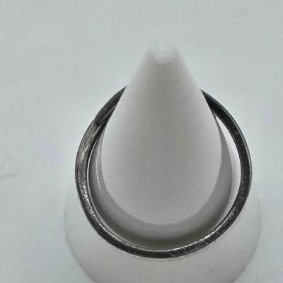 LOT 102J: Four Sterling silver Rings / 22.1 gtw