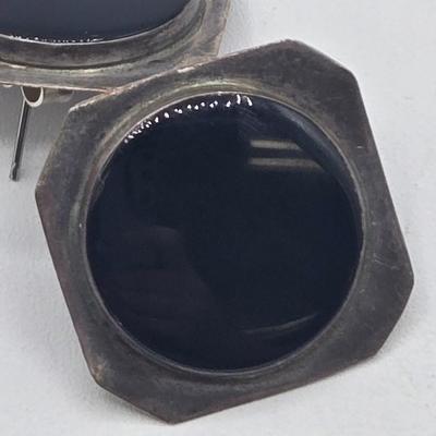 LOT 103J: Two Pair of sterling Silver Earrings with Black Stones / 18.6 gtw