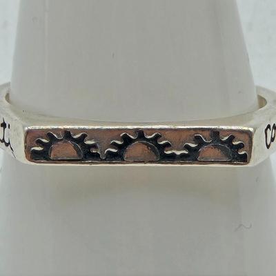 LOT 104J: Three Sterling Silver Rings / 16.8 gtw