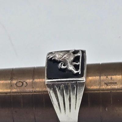 LOT 104J: Three Sterling Silver Rings / 16.8 gtw