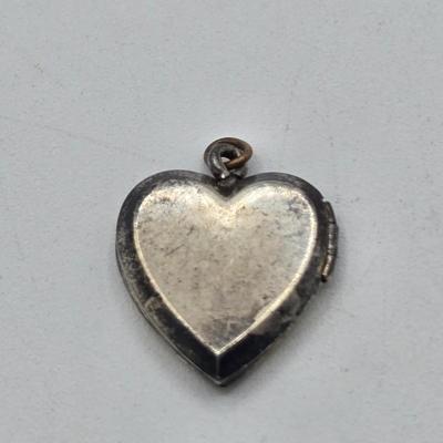 LOT 106J: Heart Shaped Sterling Silver Pendant and Three Lockets, One with Three Changeable Stones / 22.3 gtw