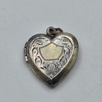 LOT 106J: Heart Shaped Sterling Silver Pendant and Three Lockets, One with Three Changeable Stones / 22.3 gtw