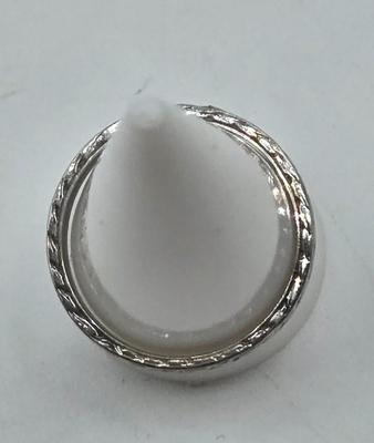 LOT 109J: Stunning 14k White Gold and Diamond Band, Size 10 / 3.1 gtw