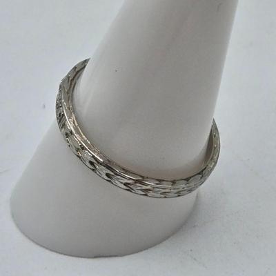 LOT 109J: Stunning 14k White Gold and Diamond Band, Size 10 / 3.1 gtw
