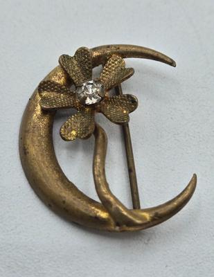 LOT 111J: Antique and Vintage Jewelry Collection