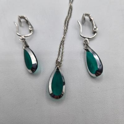 LOT 113J: Multiple Necklaces, One with Matching Earrings