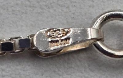 LOT 114J: Four Sterling Silver Necklaces, Two with Pendants / 31.7 gtw