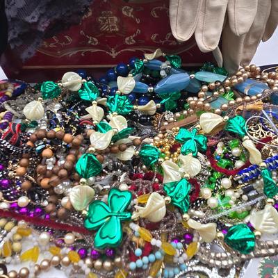 LOT 119: Jewelry Craft and Repair Lot in Princess Marcella Musical Jewelry Box and More