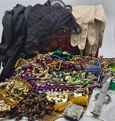 LOT 119: Jewelry Craft and Repair Lot in Princess Marcella Musical Jewelry Box and More