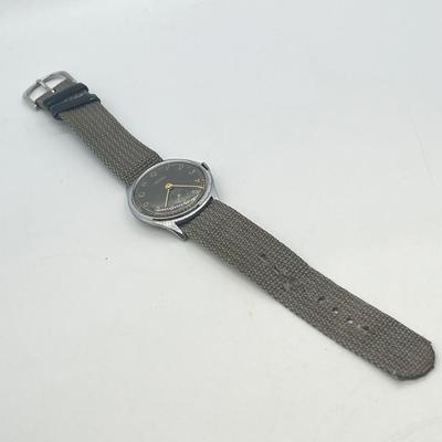 LOT 124: Vintage Technos WWII Military Watch - Winds and Ticks