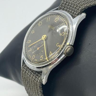 LOT 124: Vintage Technos WWII Military Watch - Winds and Ticks