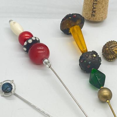 LOT 125: Antique / Vintage Stick Pins
