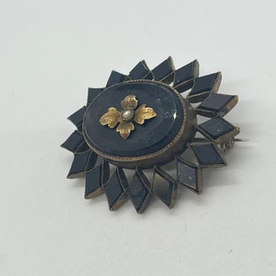LOT 126: Vintage Mourning Pin and Screwback Earrings