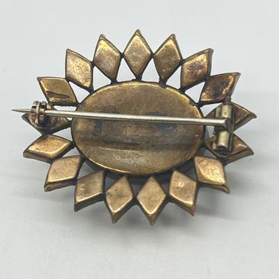 LOT 126: Vintage Mourning Pin and Screwback Earrings