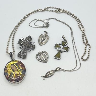 LOT 128: Sterling Silver Religious Pendants and Necklaces - 29.8 gtw