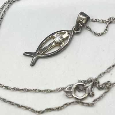 LOT 128: Sterling Silver Religious Pendants and Necklaces - 29.8 gtw
