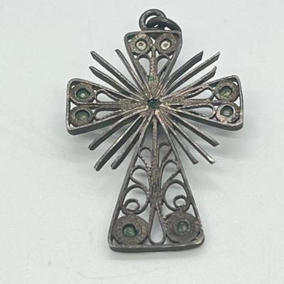 LOT 128: Sterling Silver Religious Pendants and Necklaces - 29.8 gtw