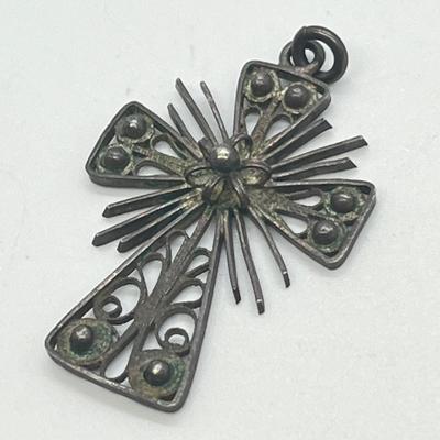 LOT 128: Sterling Silver Religious Pendants and Necklaces - 29.8 gtw