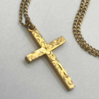 LOT 129: Gold Filled Neckaces w/ Religious Pendants